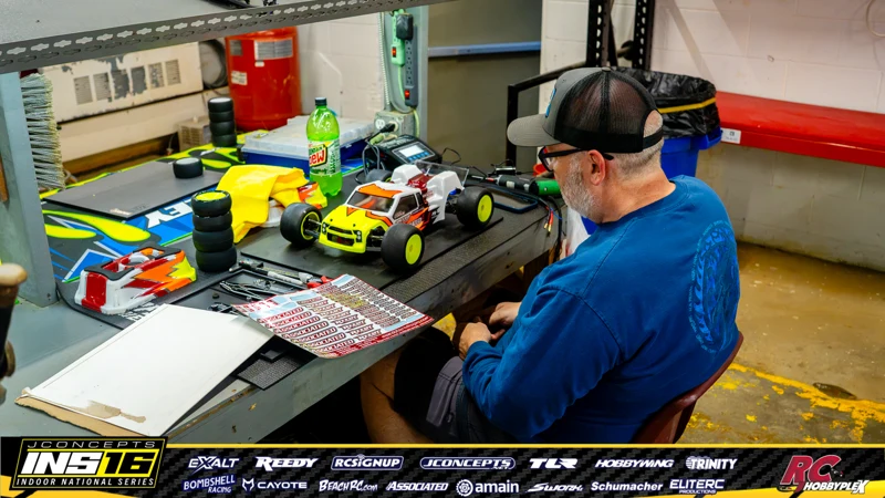 Kraig Obrien's Team Associated RC car at the JConcepts INS16 Hoosier Hobbyplex Finals