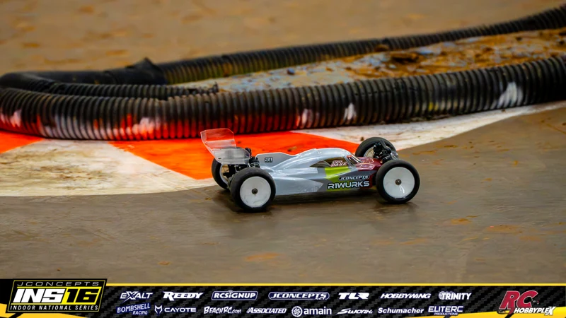 Leo Dake's R1wurkz RC car at the JConcepts INS16 Hoosier Hobbyplex Finals