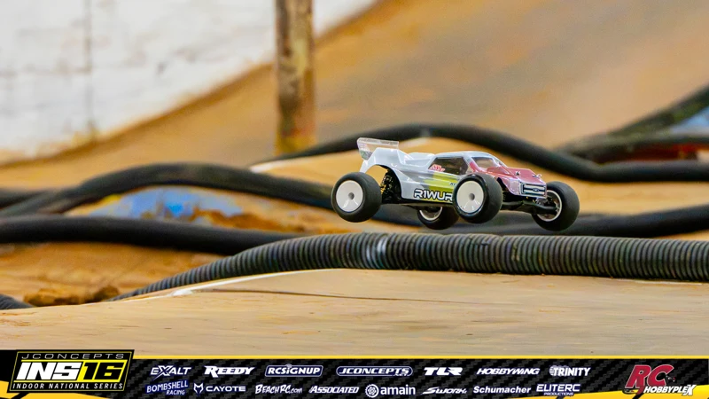 Leo Dake's Team Associated RC car at the JConcepts INS16 Hoosier Hobbyplex Finals
