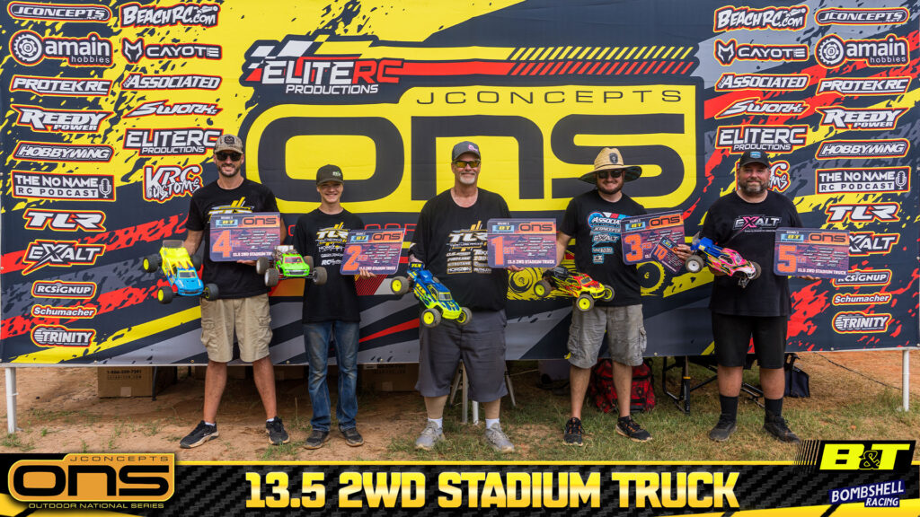 13.5 2wd Stadium Truck: 1. Mike Kendall, 2. Garrett Tucker, 3. Dustin Spallone, 4. Ben Ellis, 5. Owen Simmons.